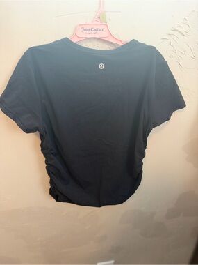 lululemon athletica Black Short Sleeve Tee with Side Ruching